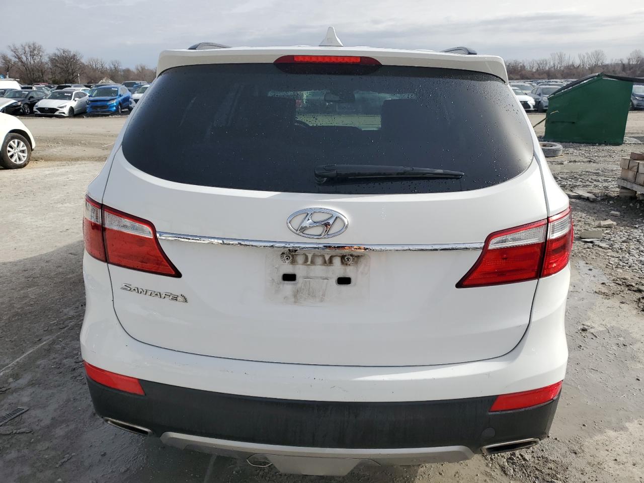 2015 Hyundai Santa Fe - Image 6