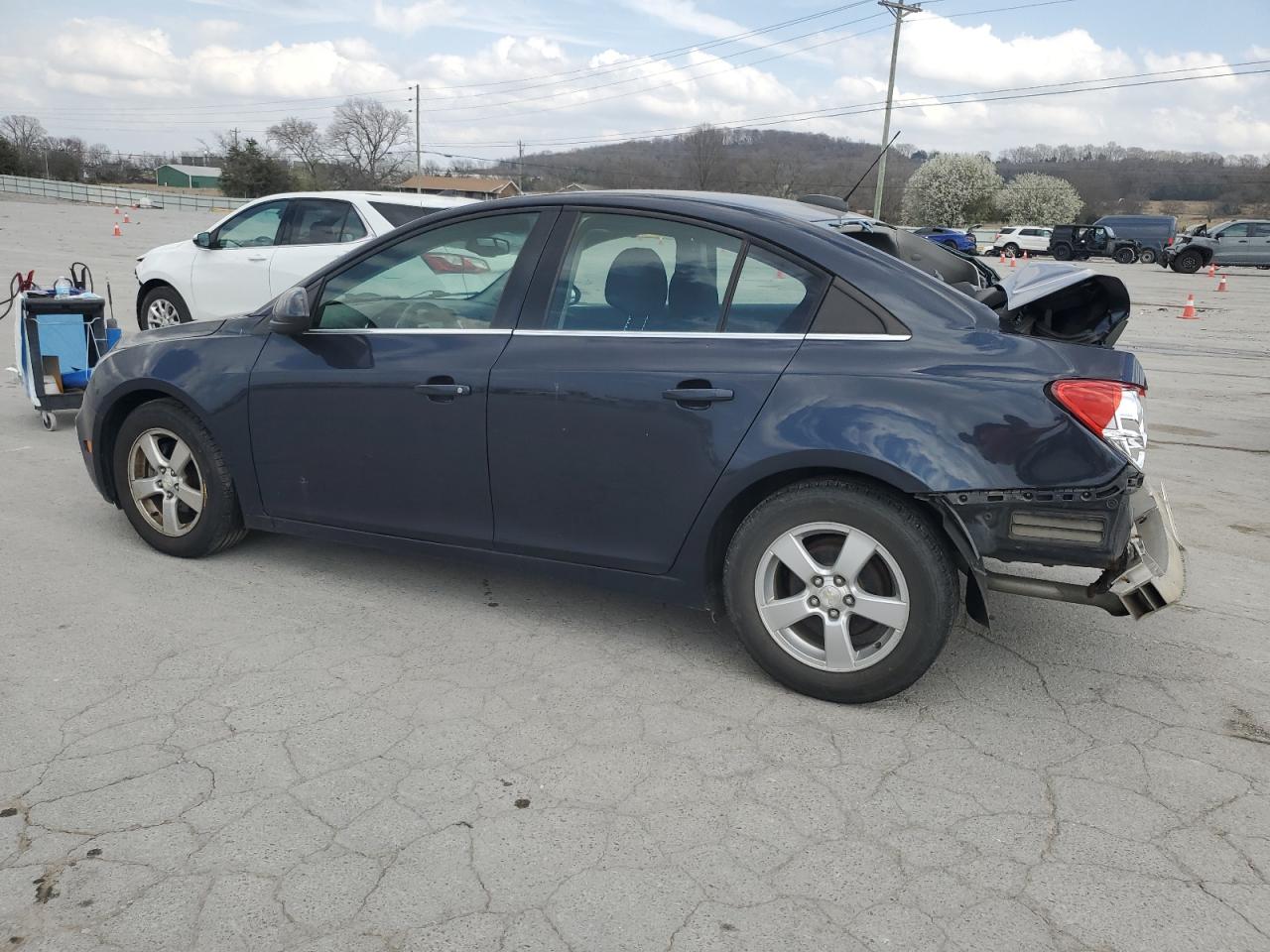 2015 Chevrolet Cruze - Image 2