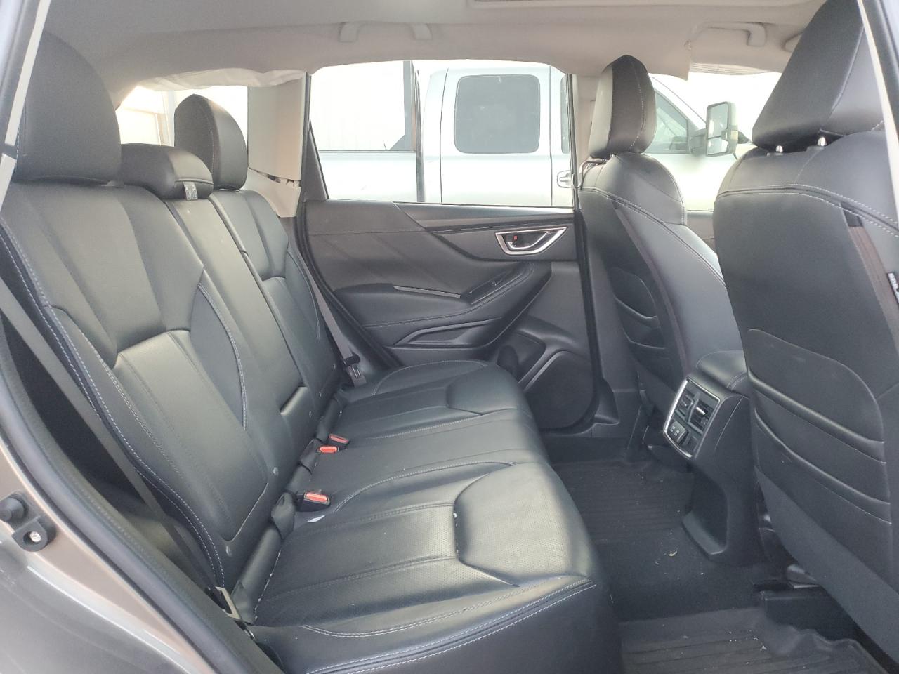 2020 Subaru Forester - Image 11