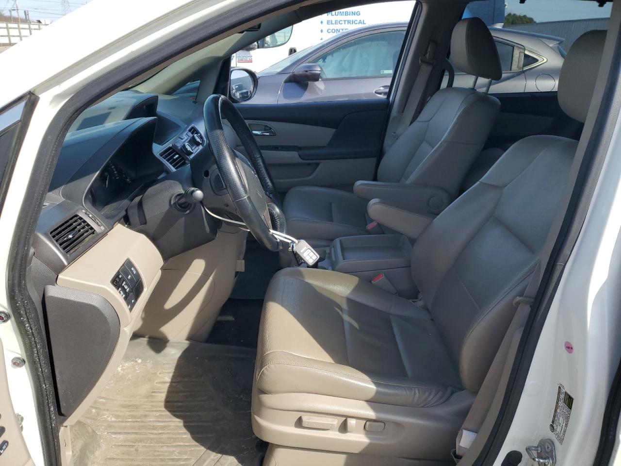 2015 Honda Odyssey - Image 7