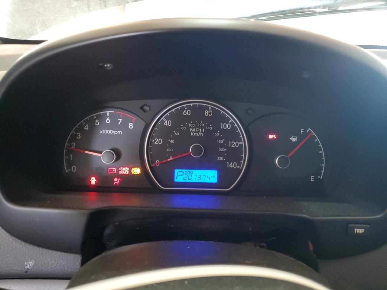 2010 Hyundai Elantra - Image 9