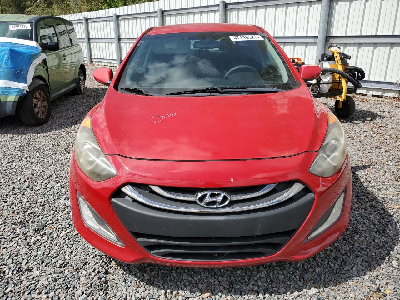 2013 Hyundai Elantra - Image 5