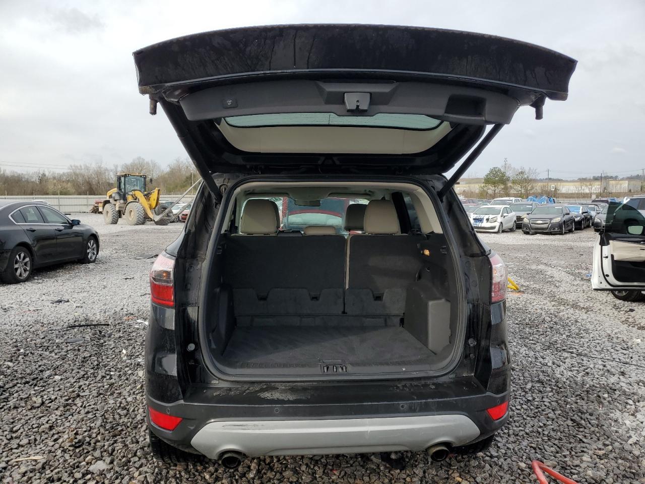1FMCU0G9XHUA30032 FORD ESCAPE 2017