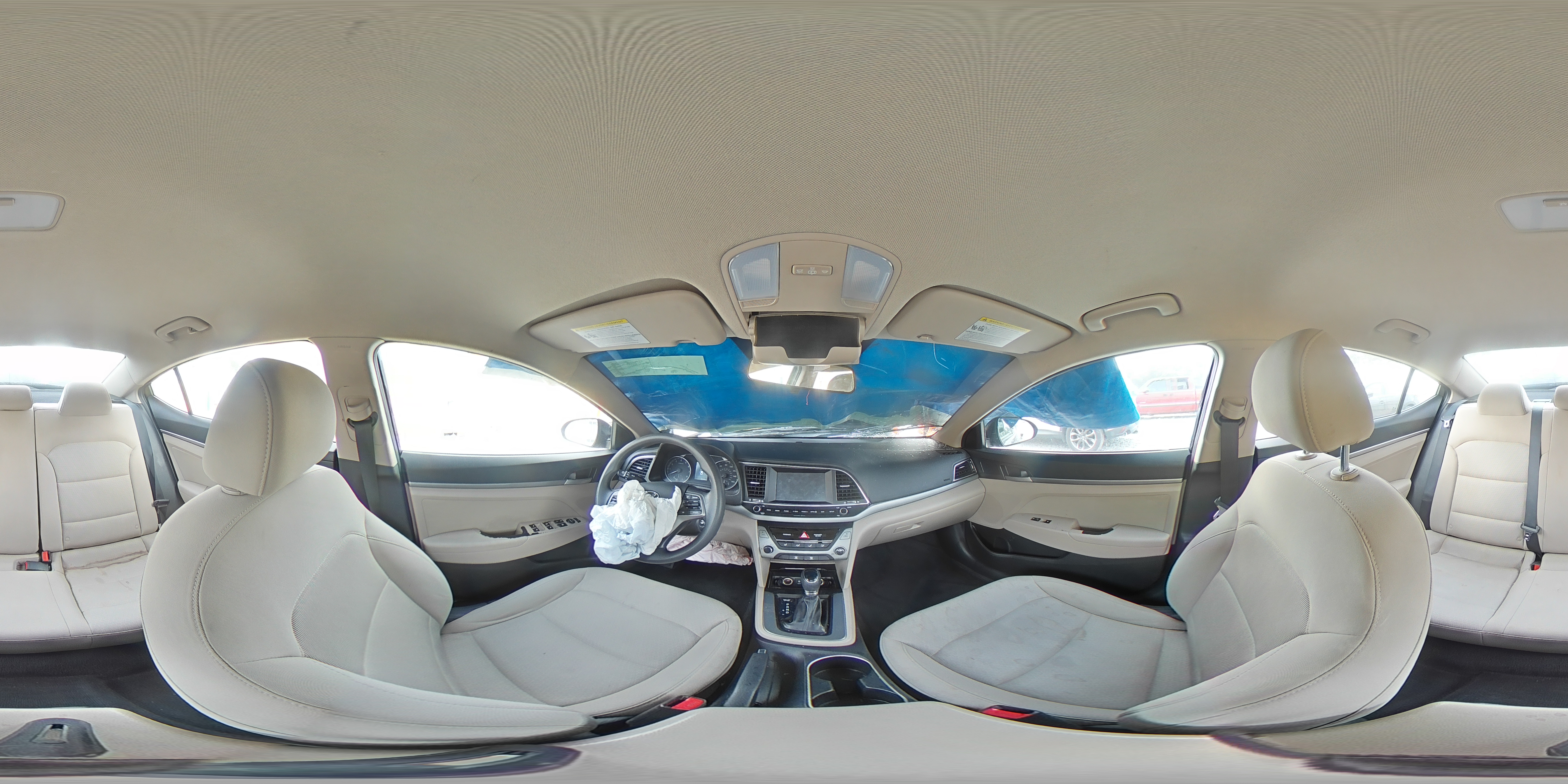 2018 Hyundai Elantra - Image 14