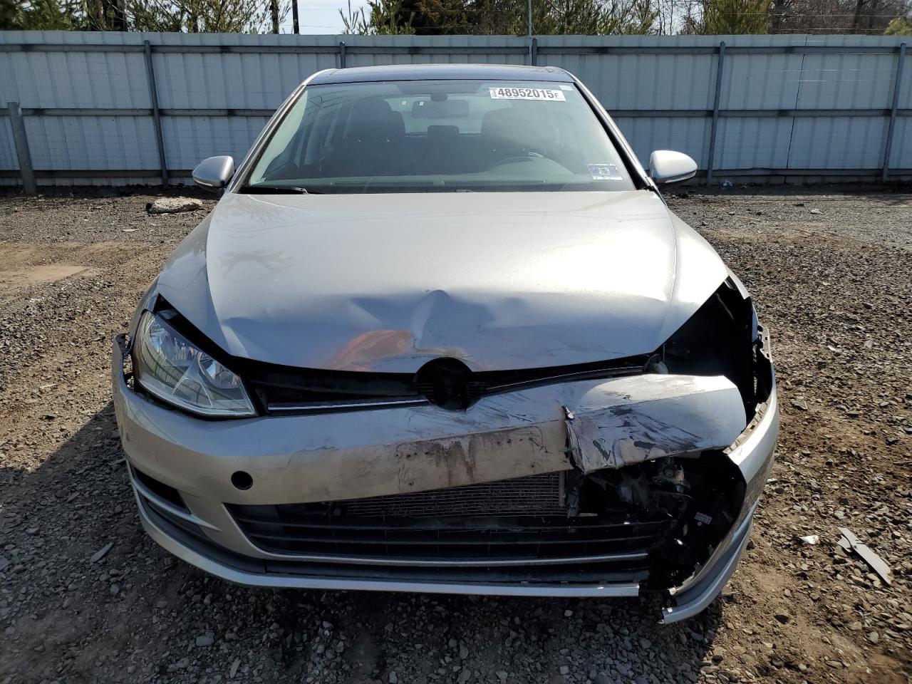 2015 Volkswagen Golf - Image 5
