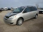 2004 Toyota Sienna Ce for Sale in Kansas City, KS - Front End