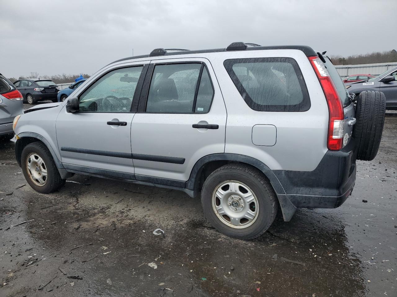 2005 Honda CR-V - Image 2