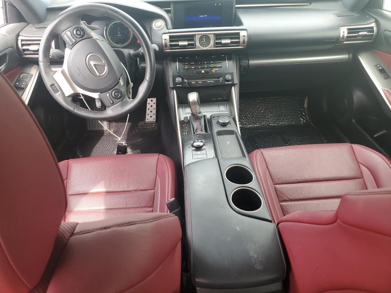 2014 Lexus IS - Image 8
