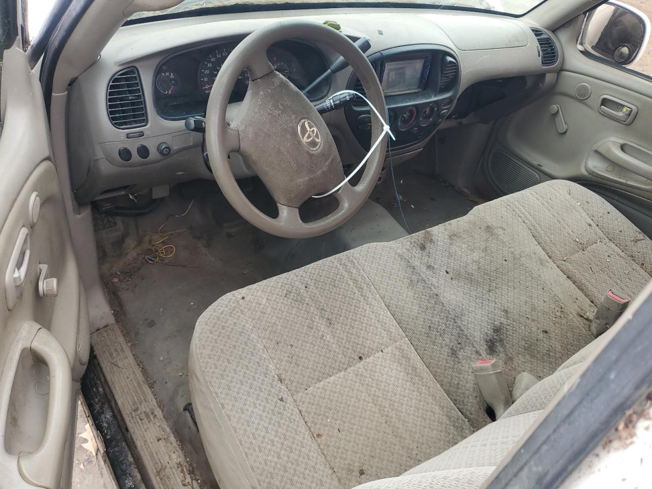 2006 Toyota Tundra - Image 8