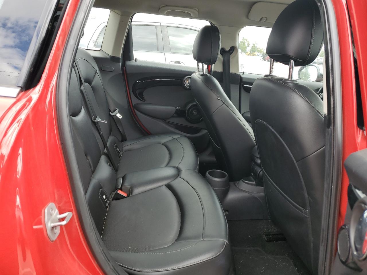 2015 MINI Cooper - Image 10