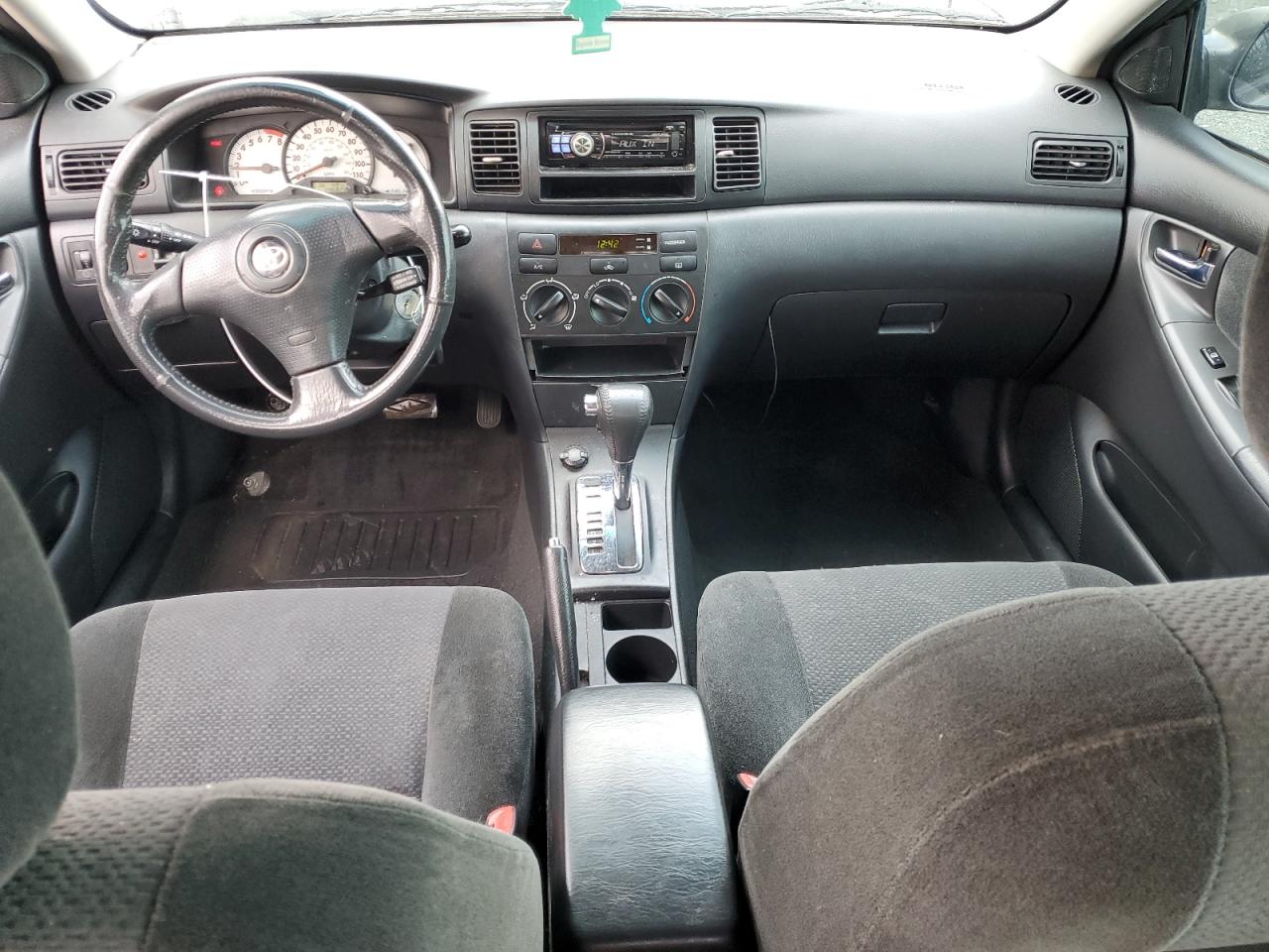 2004 Toyota Corolla - Image 8