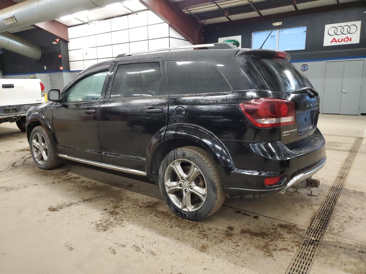 2017 Dodge Journey - Image 2