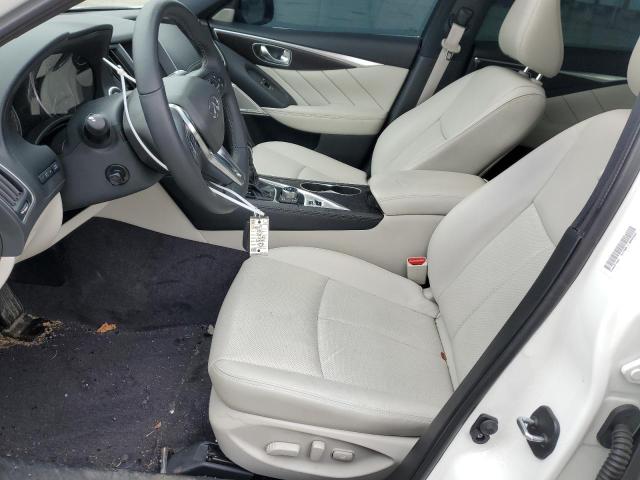  INFINITI Q50 2024 Biały