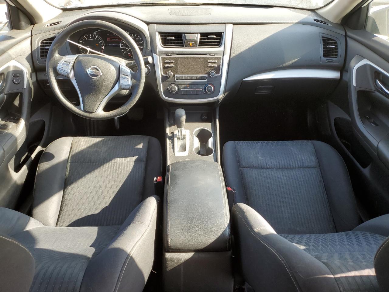 2018 Nissan Altima - Image 8