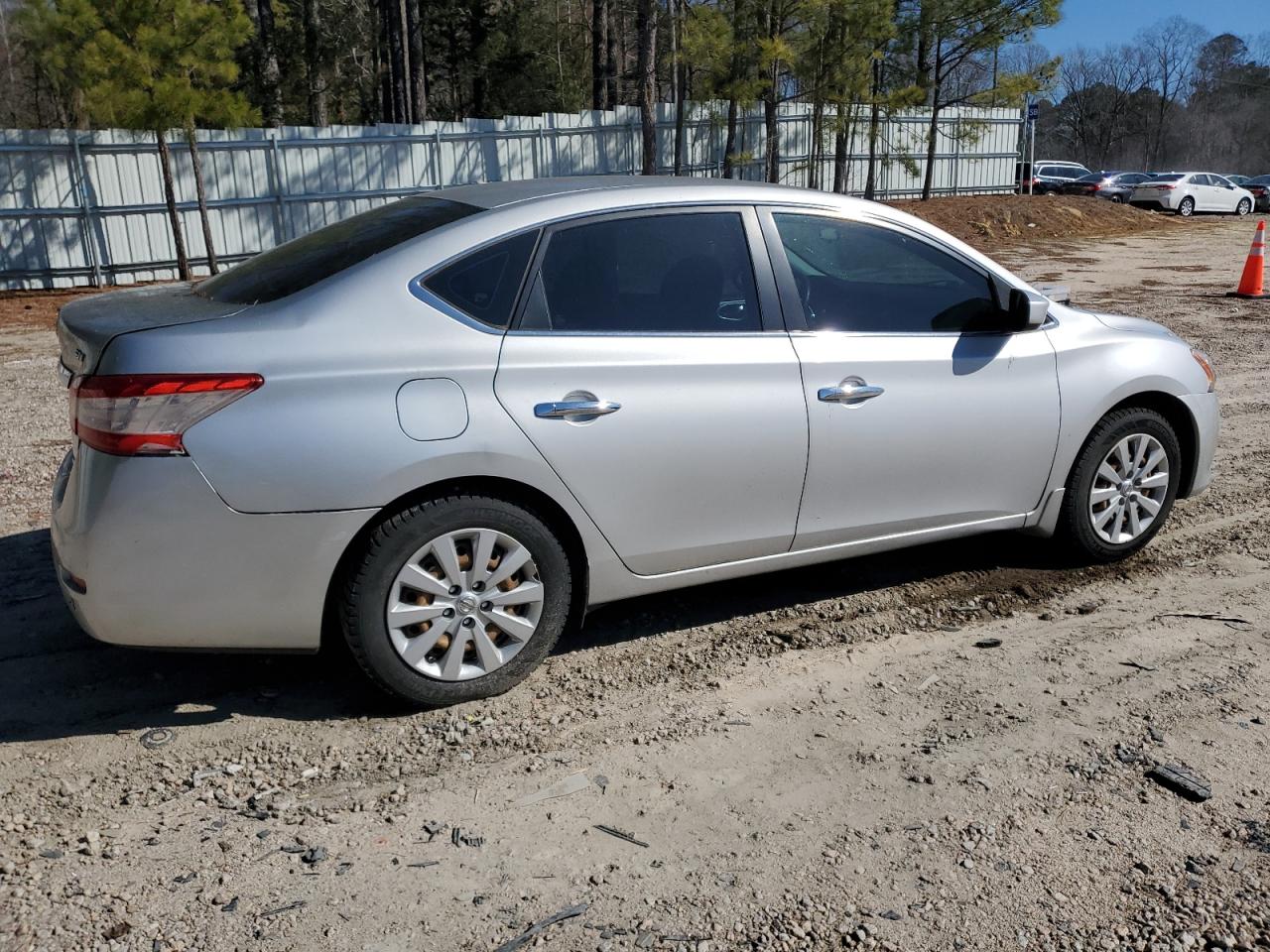 2014 Nissan Sentra - Image 3
