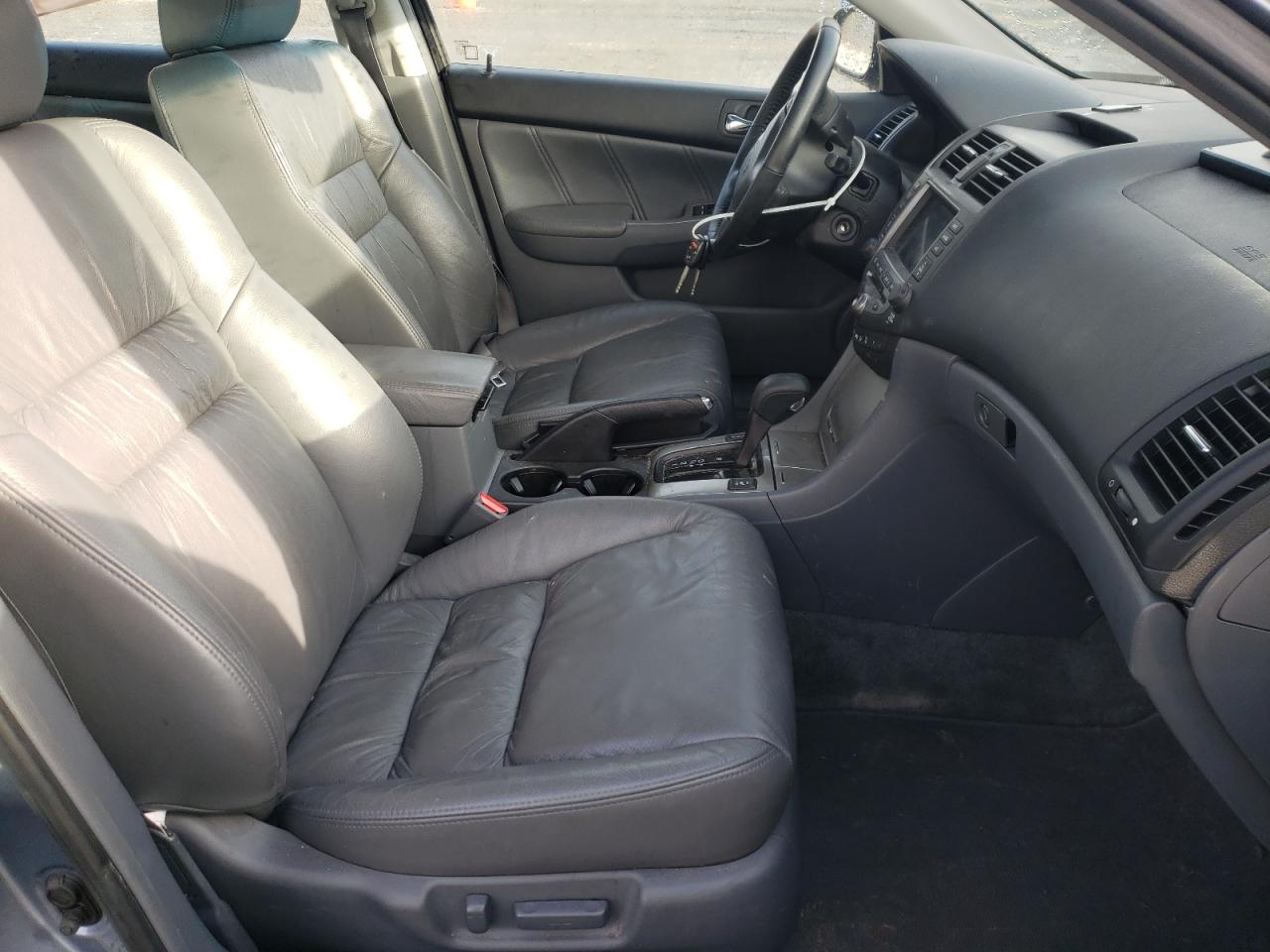 2007 Honda Accord - Image 7