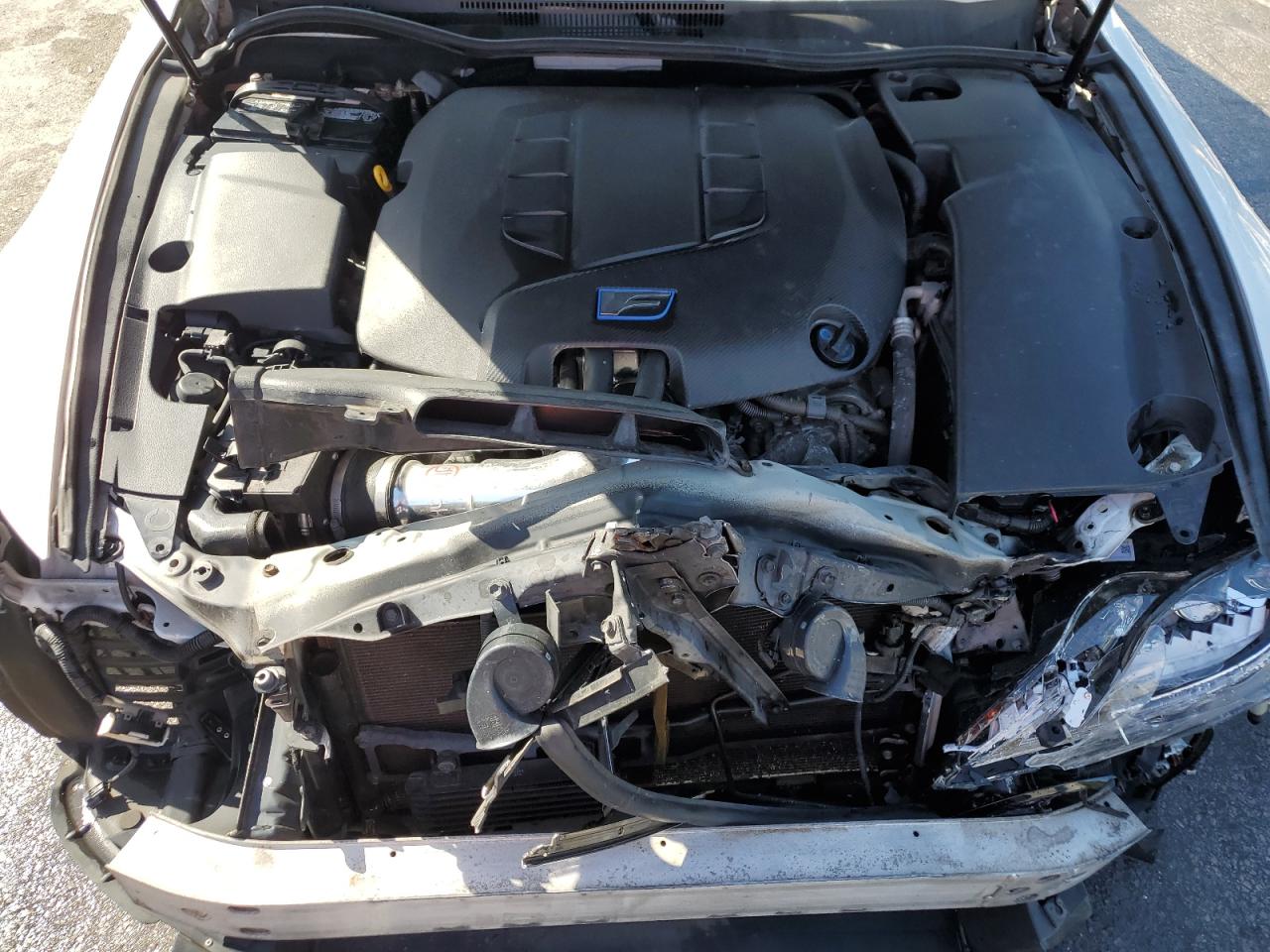 2011 Lexus IS - Image 11
