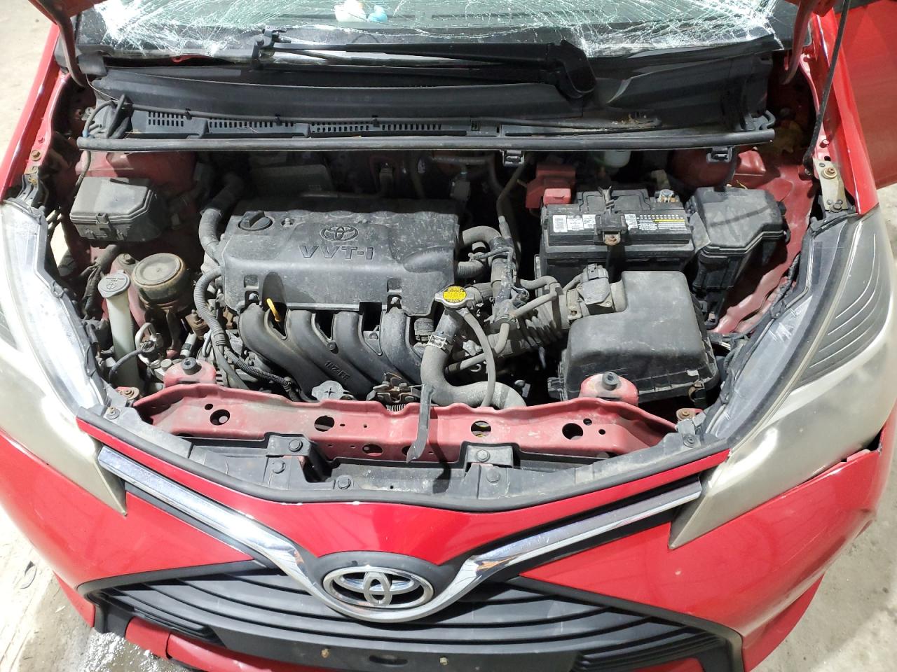 2015 Toyota Yaris - Image 11