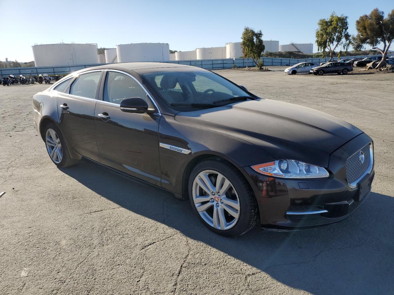 2014 Jaguar XJ - Image 4
