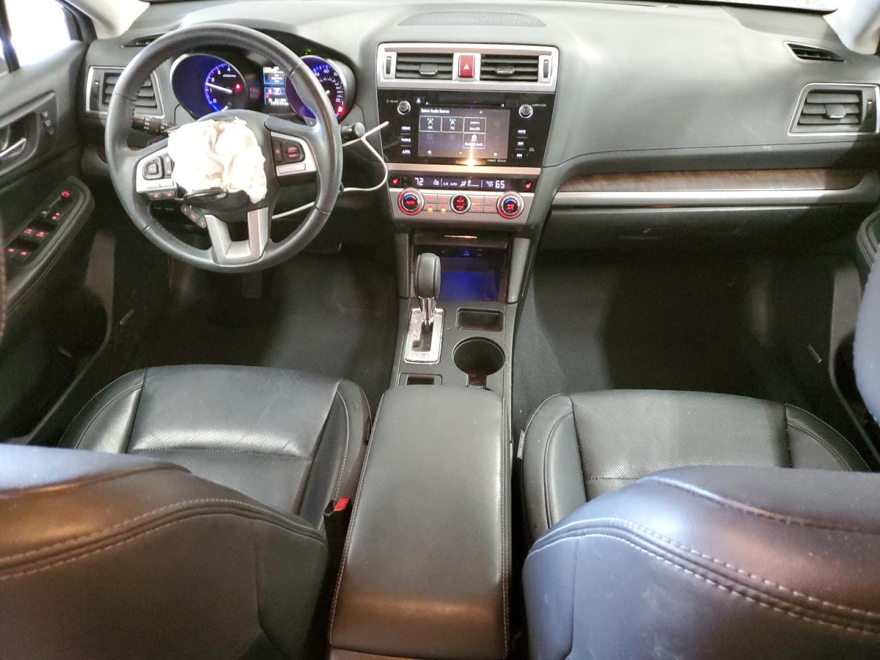 2015 Subaru Outback - Image 8