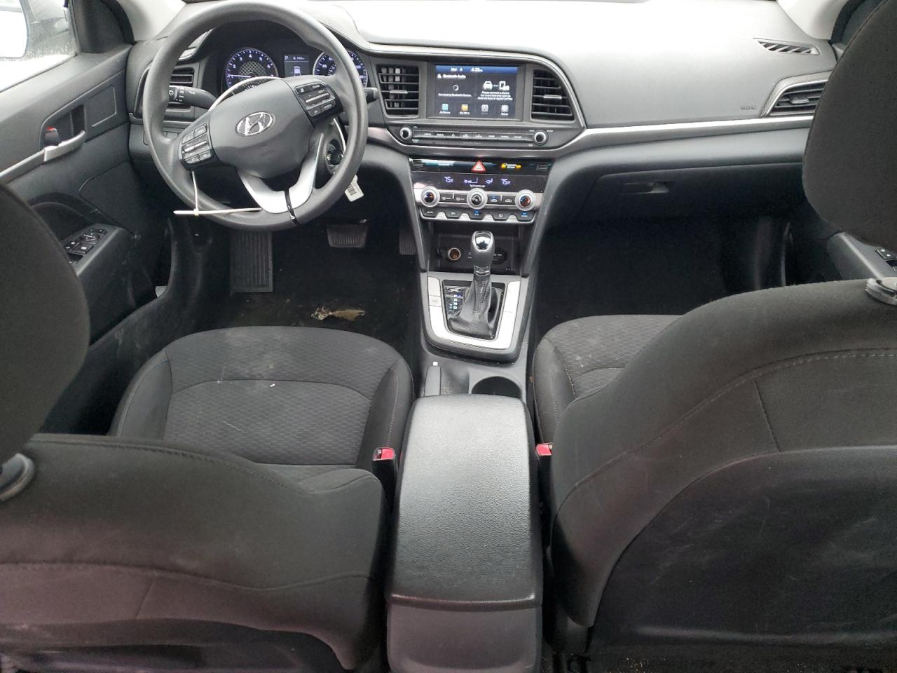 2020 Hyundai Elantra - Image 8