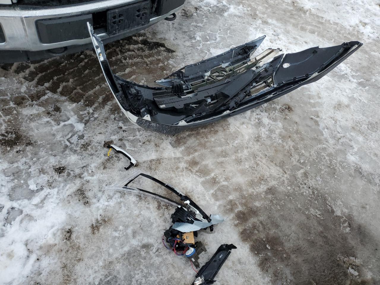 2019 Hyundai Elantra - Image 12