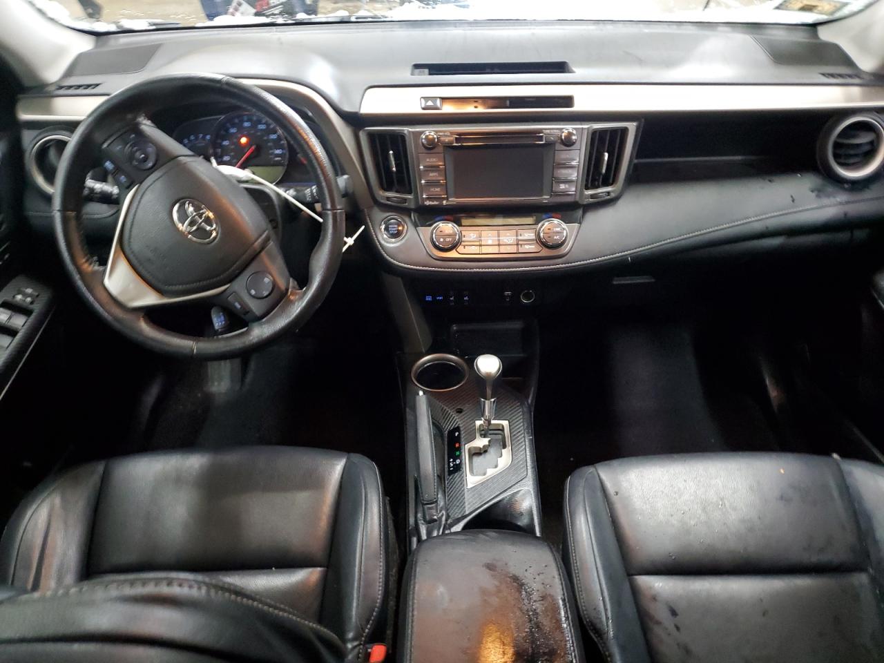 2015 Toyota RAV 4 - Image 8