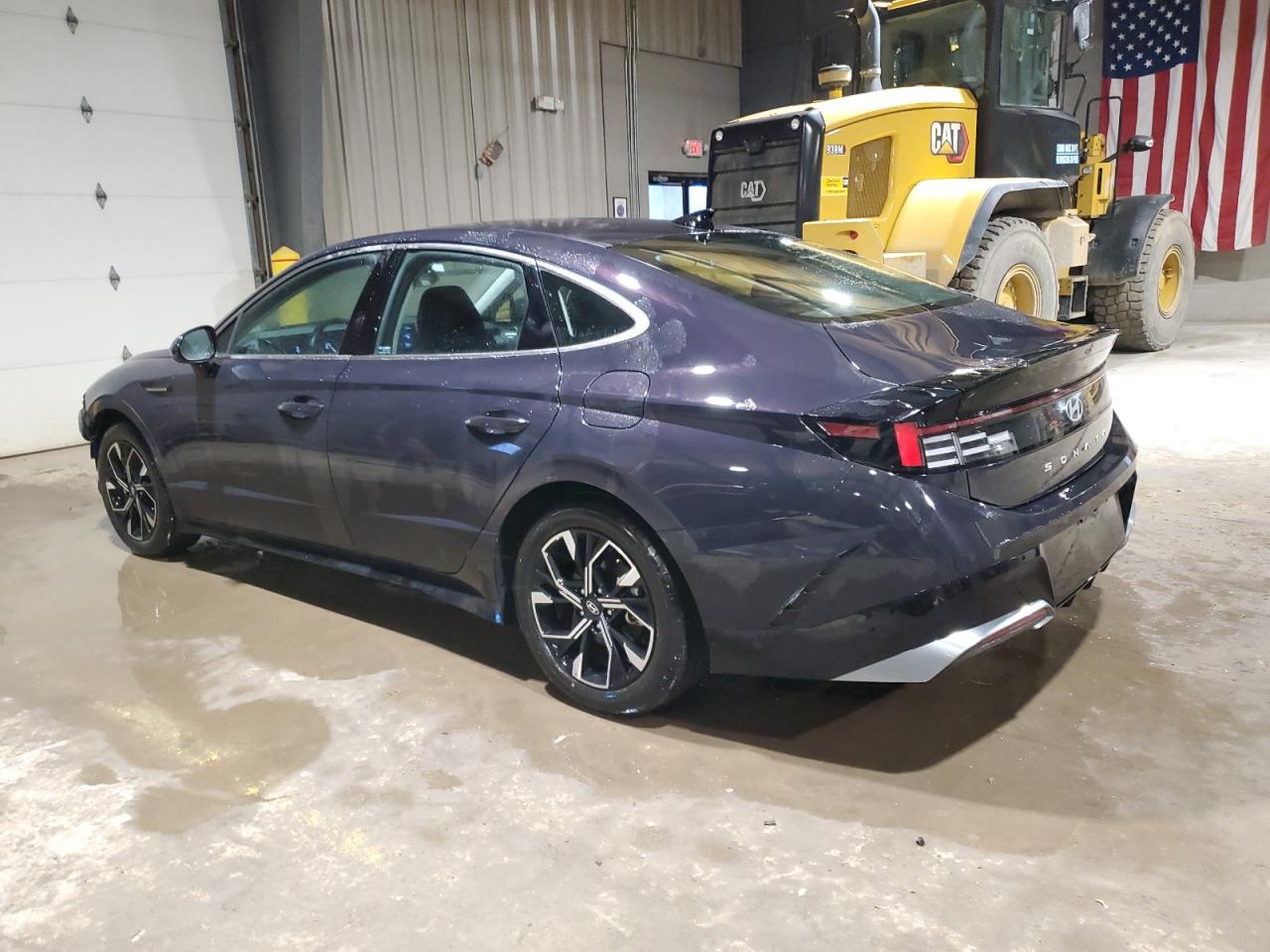 2024 Hyundai Sonata - Image 2