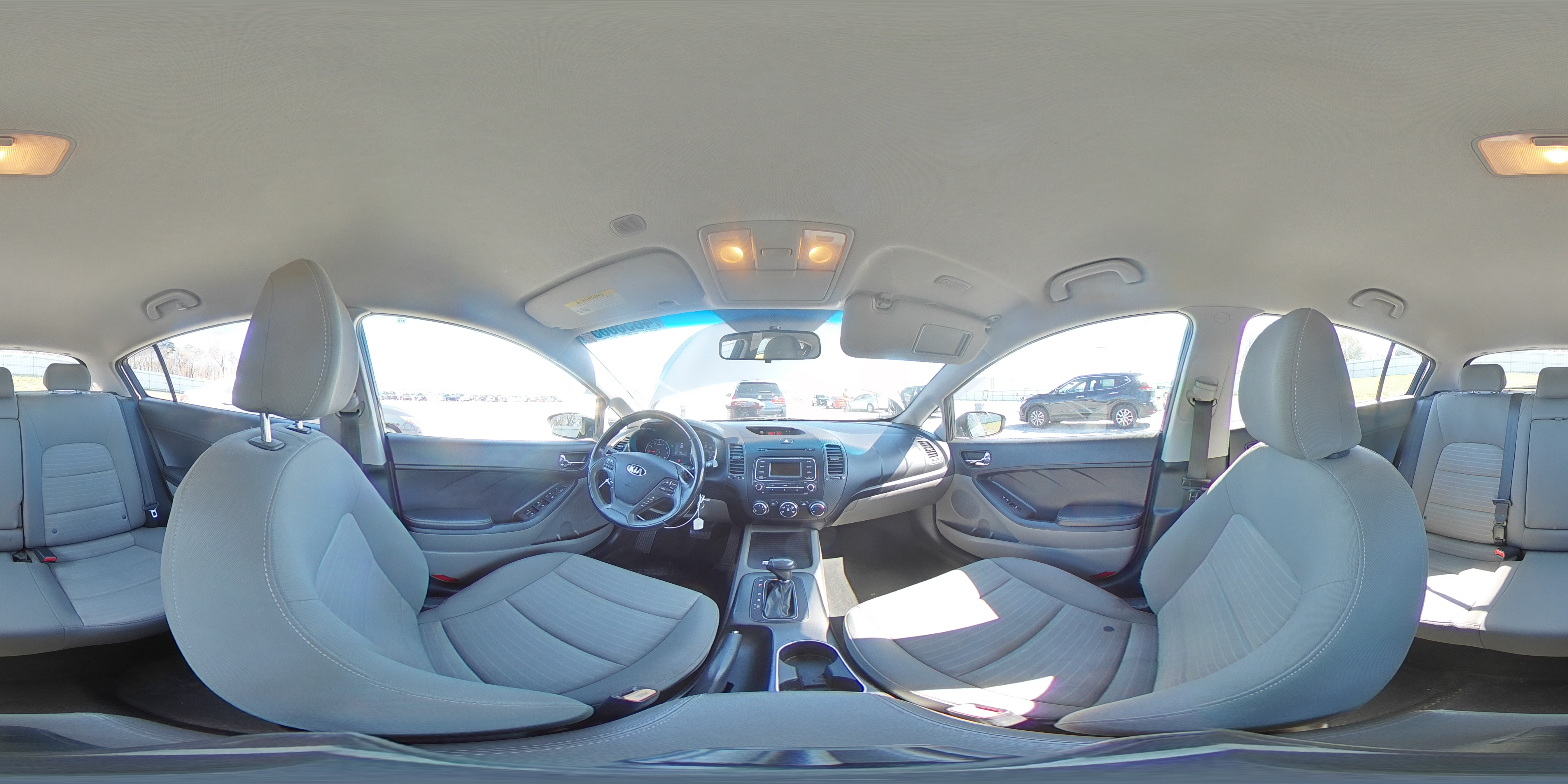 2015 Kia Forte - Image 13