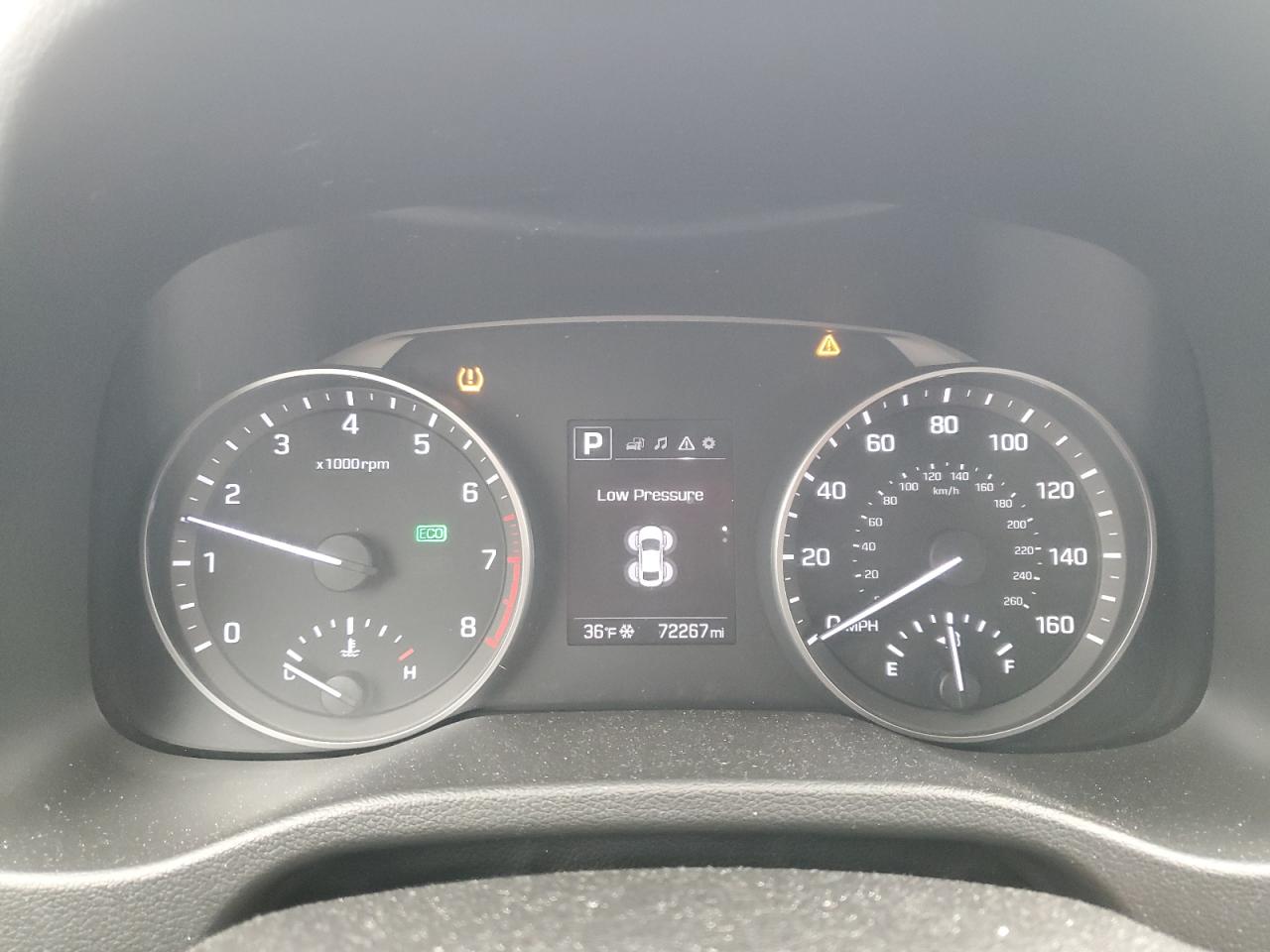 2017 Hyundai Elantra - Image 9