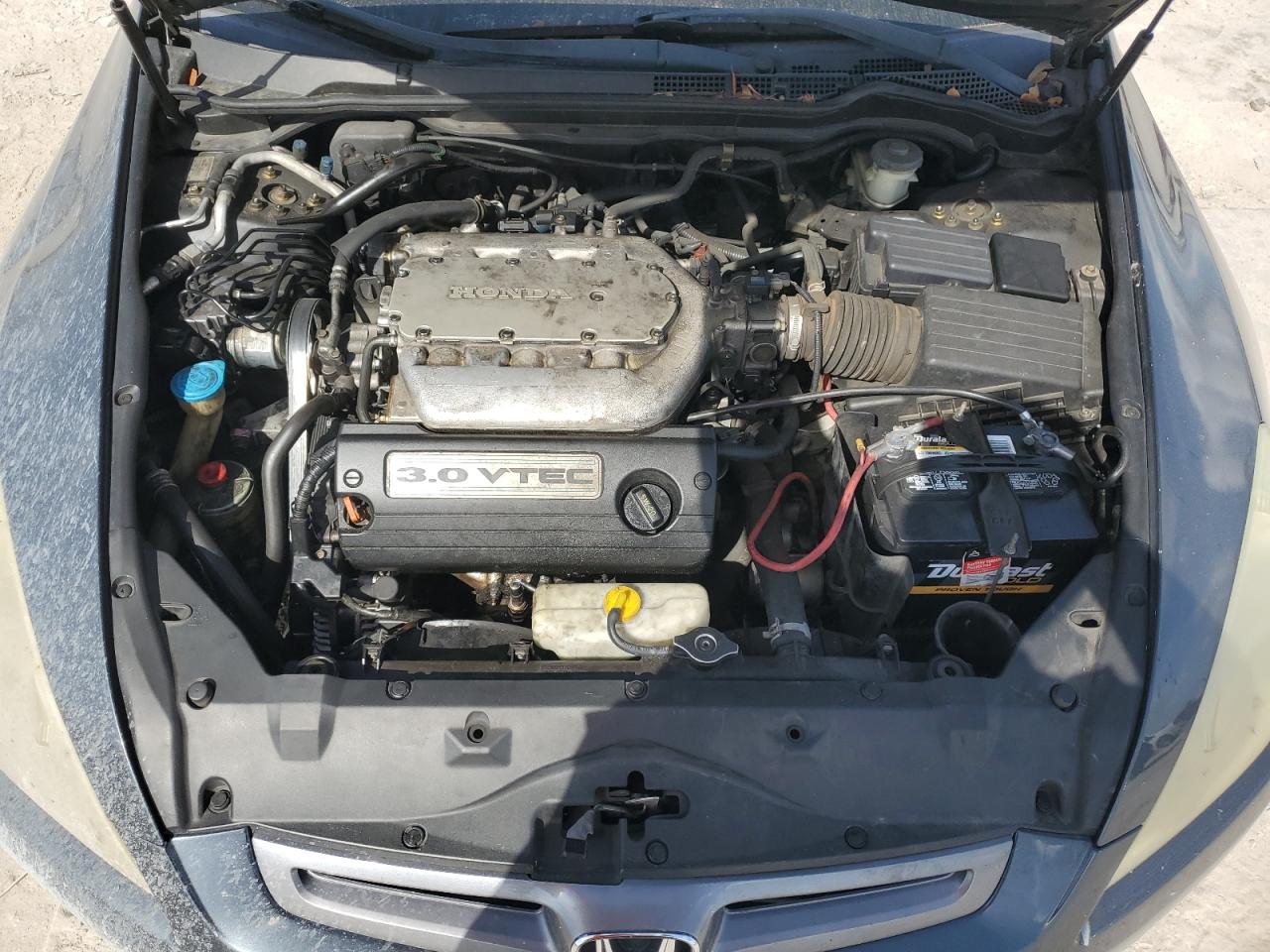2004 Honda Accord - Image 11