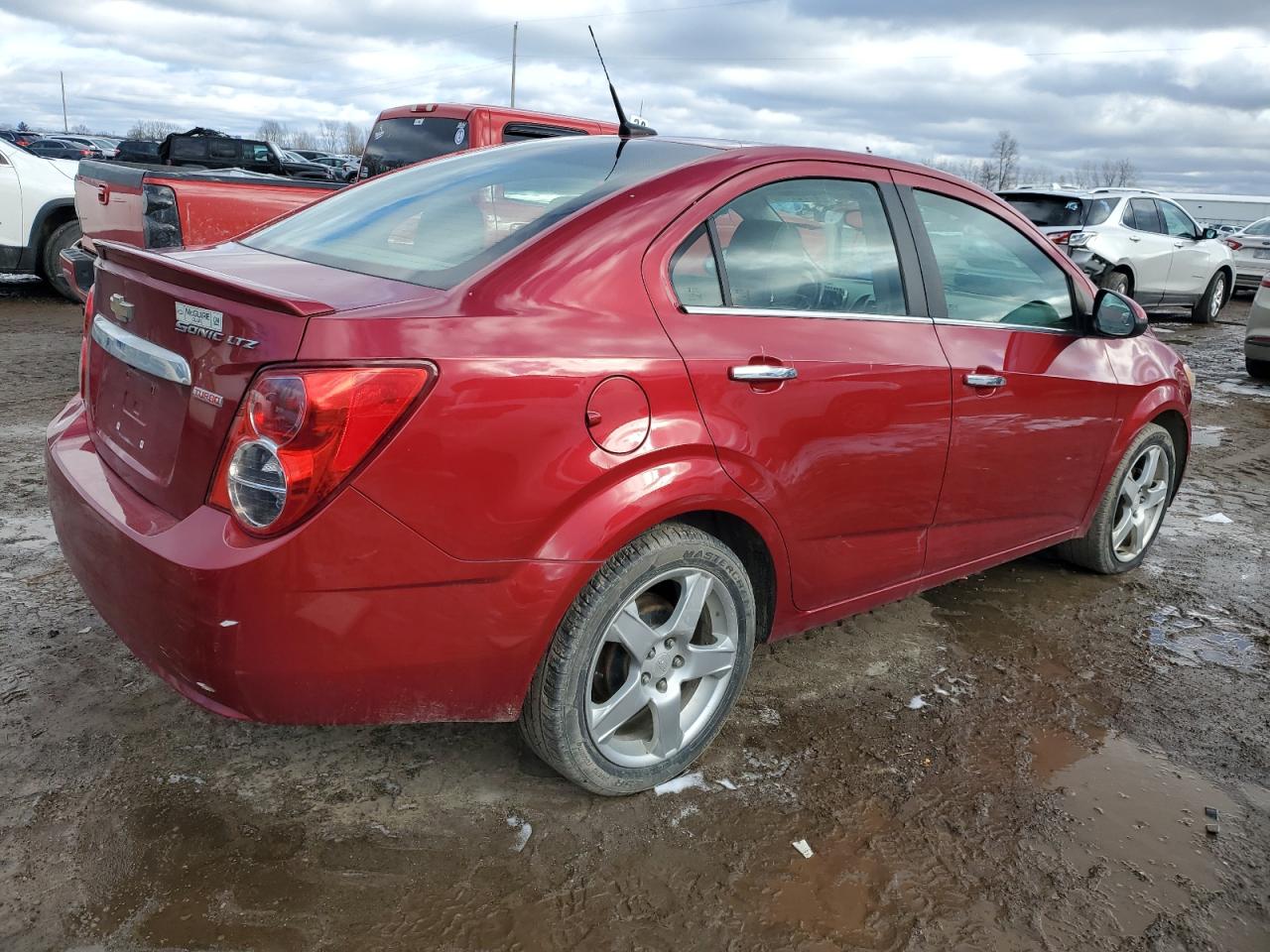 2014 Chevrolet Sonic - Image 3