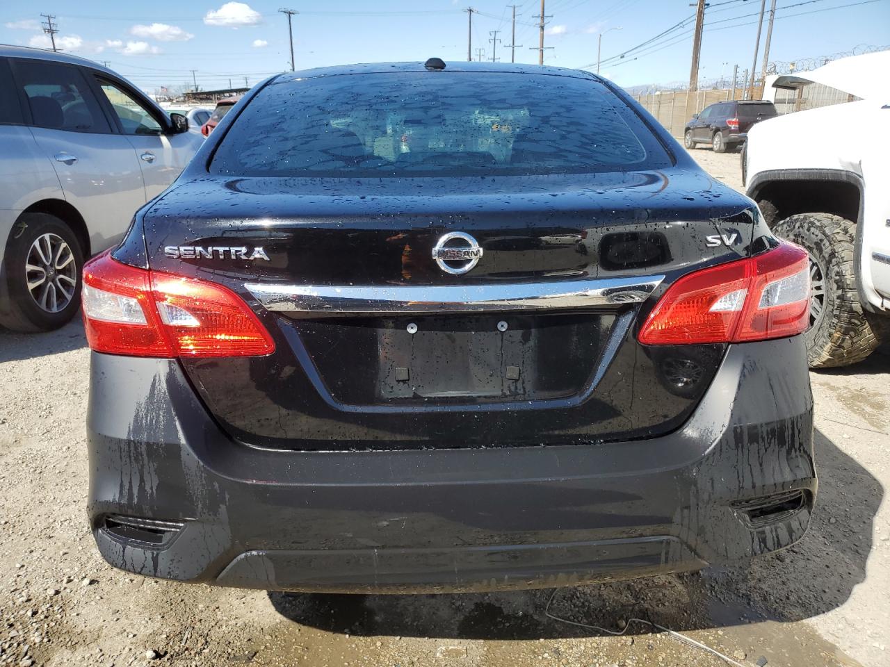2017 Nissan Sentra - Image 6
