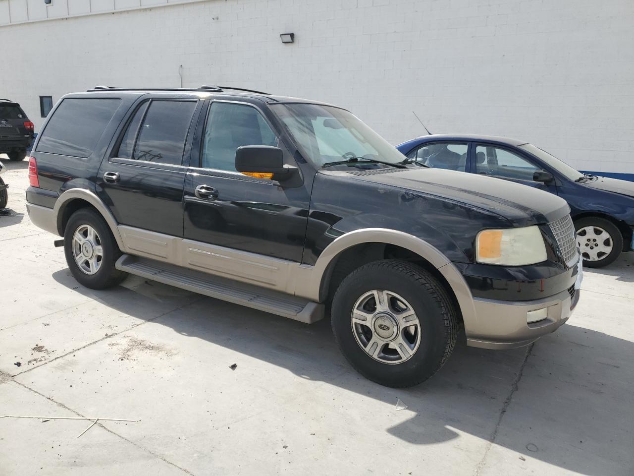 2004 Ford Expedition - Image 4