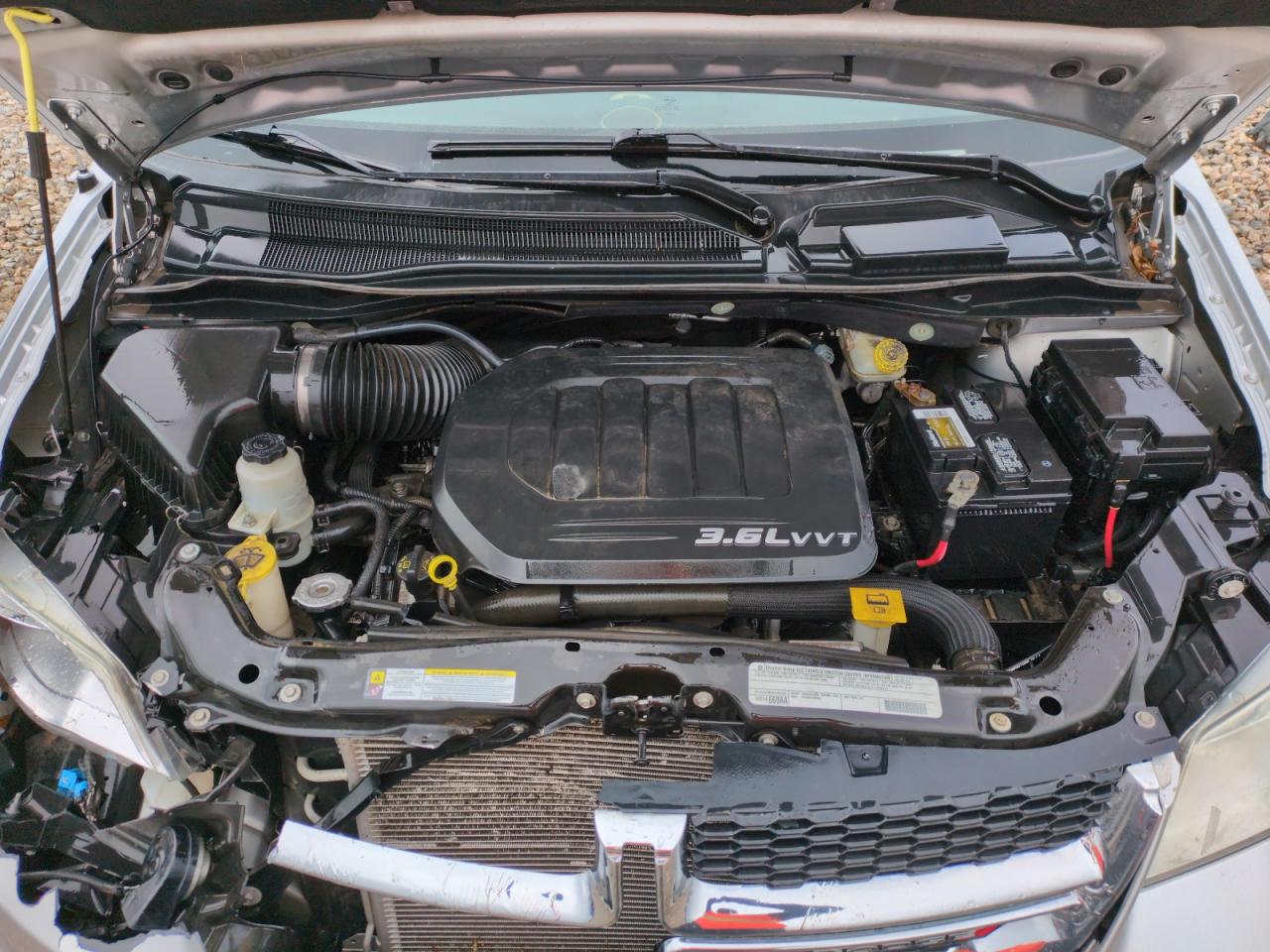 2012 Dodge Caravan - Image 12