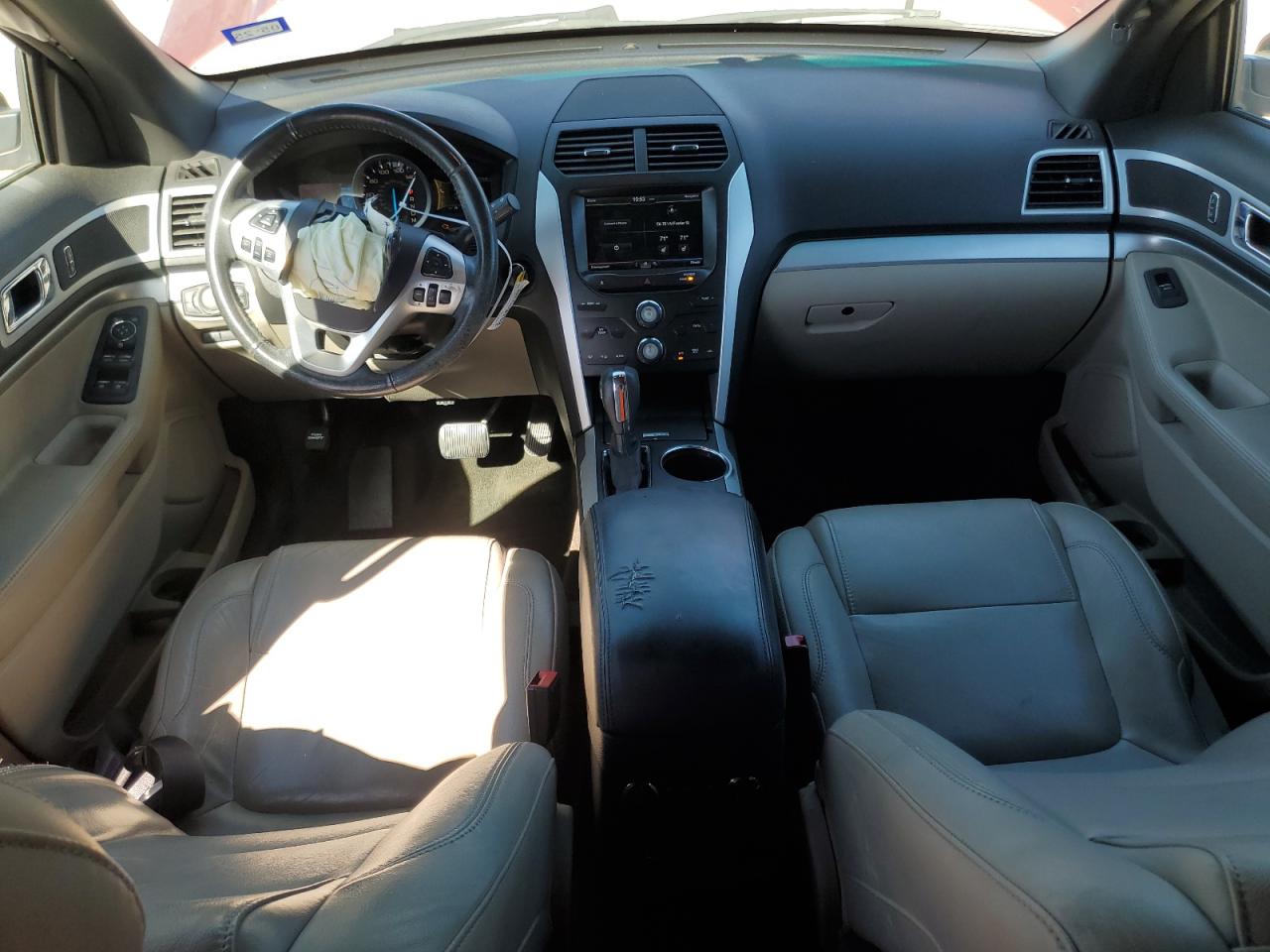 2013 Ford Explorer - Image 8