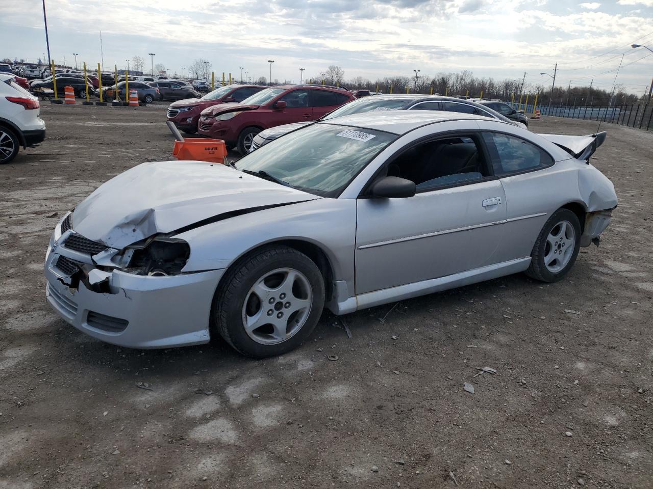 2004 Dodge Stratus Sxt for Sale in Indianapolis, IN - Front End