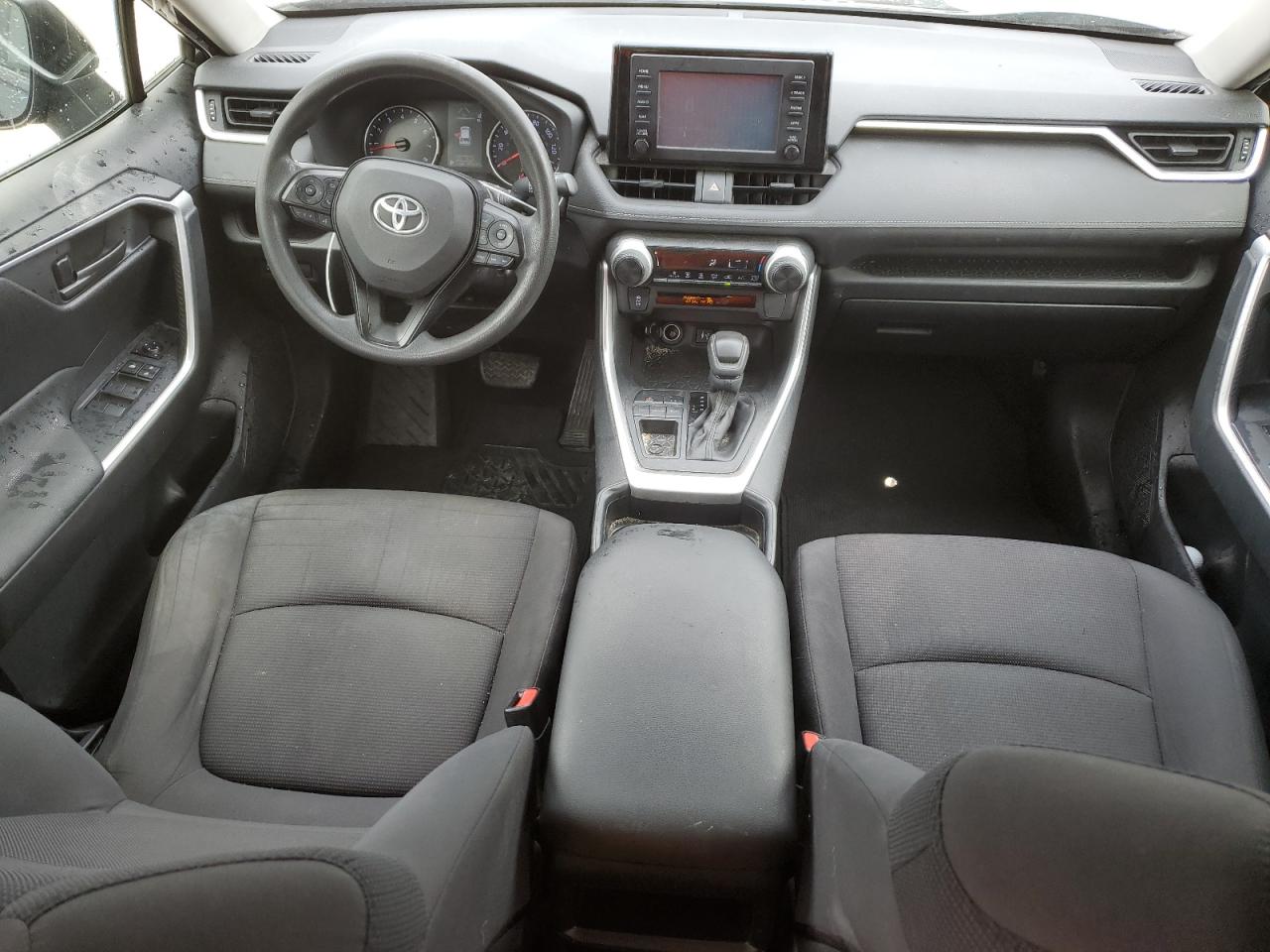 2019 Toyota RAV 4 - Image 8