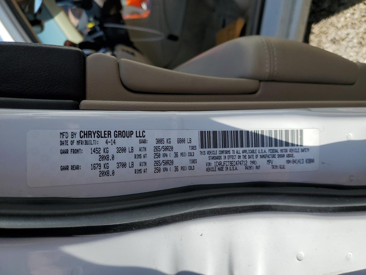 2014 Jeep Grand Cherokee - Image 13