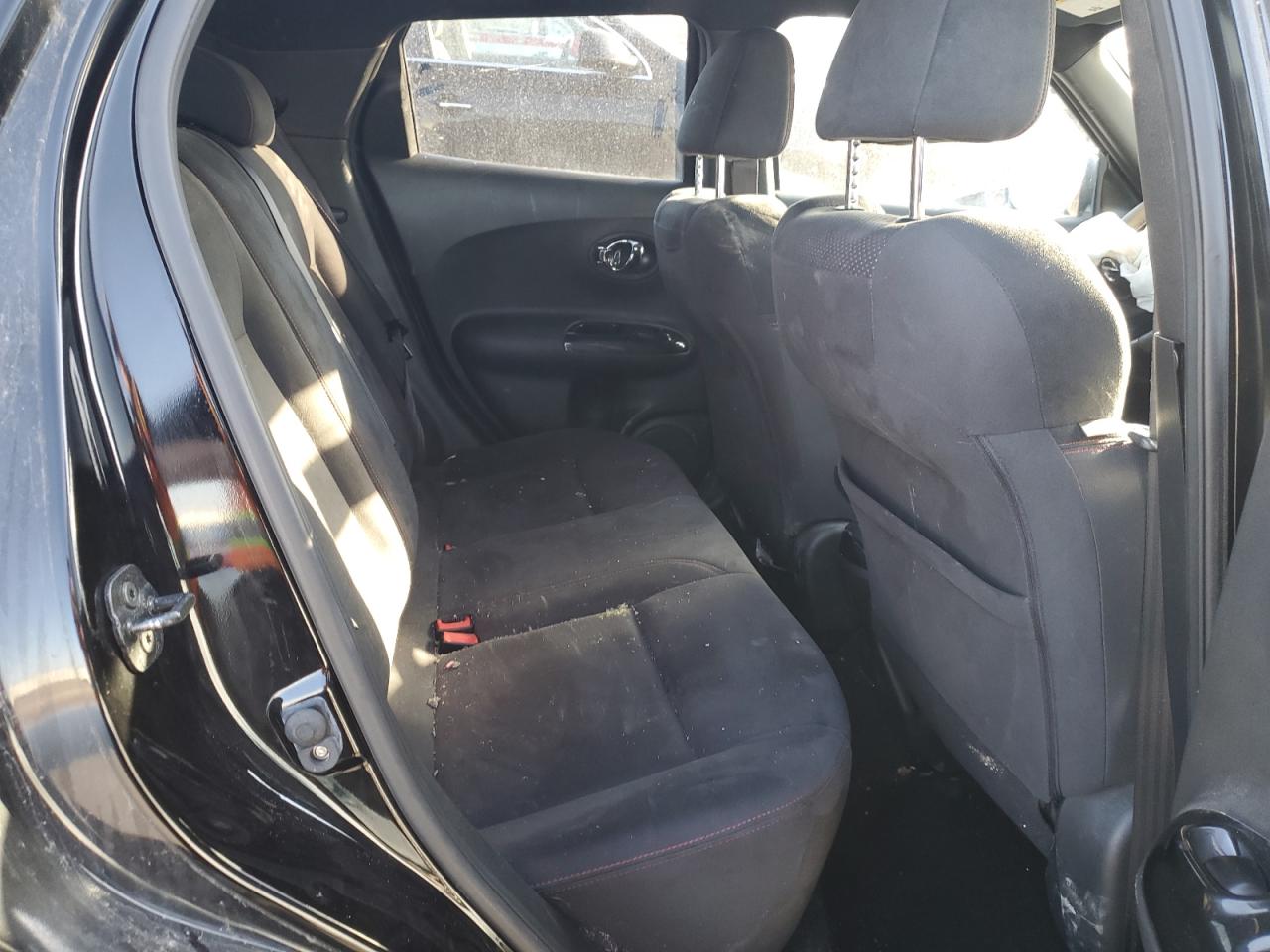 2014 Nissan Juke - Image 10