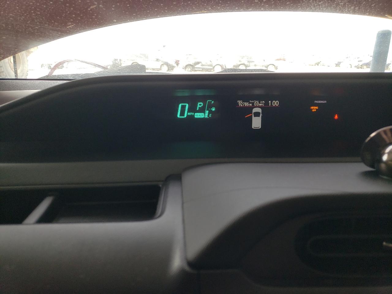 2013 Toyota Prius - Image 9