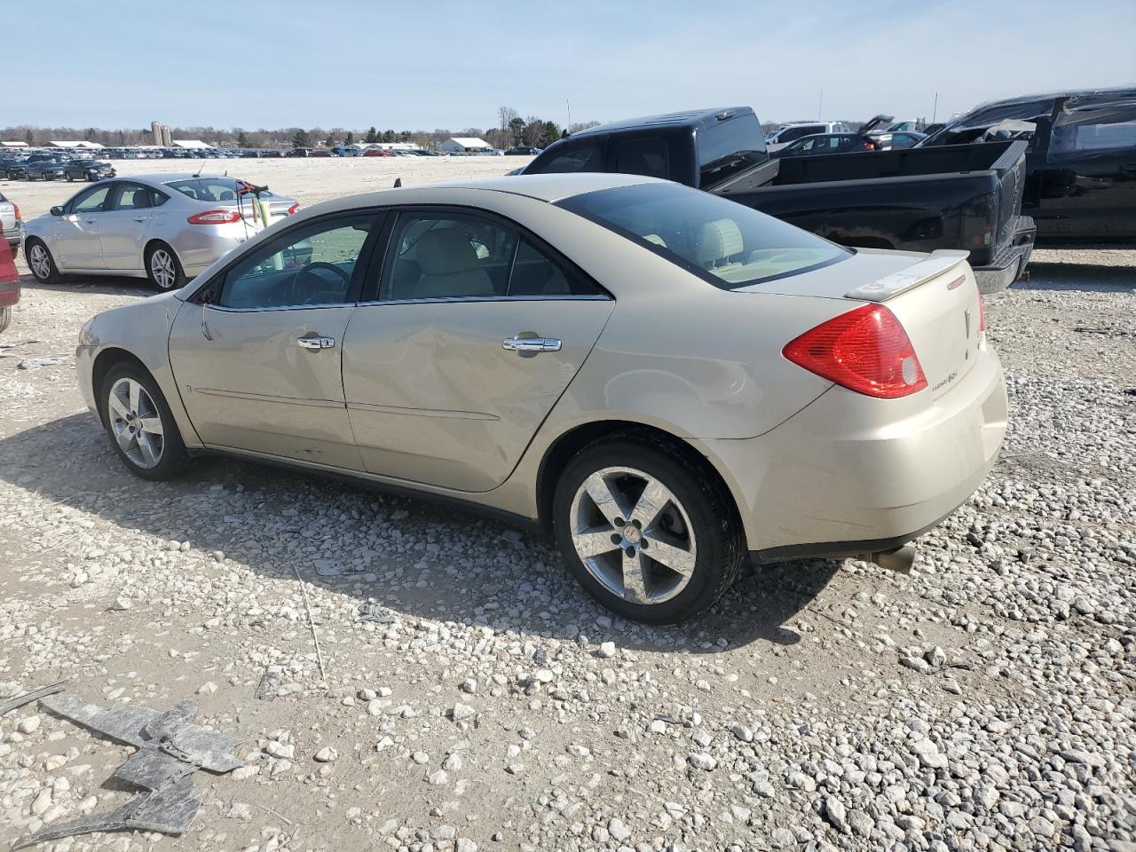 2009 Pontiac G6 - Image 2
