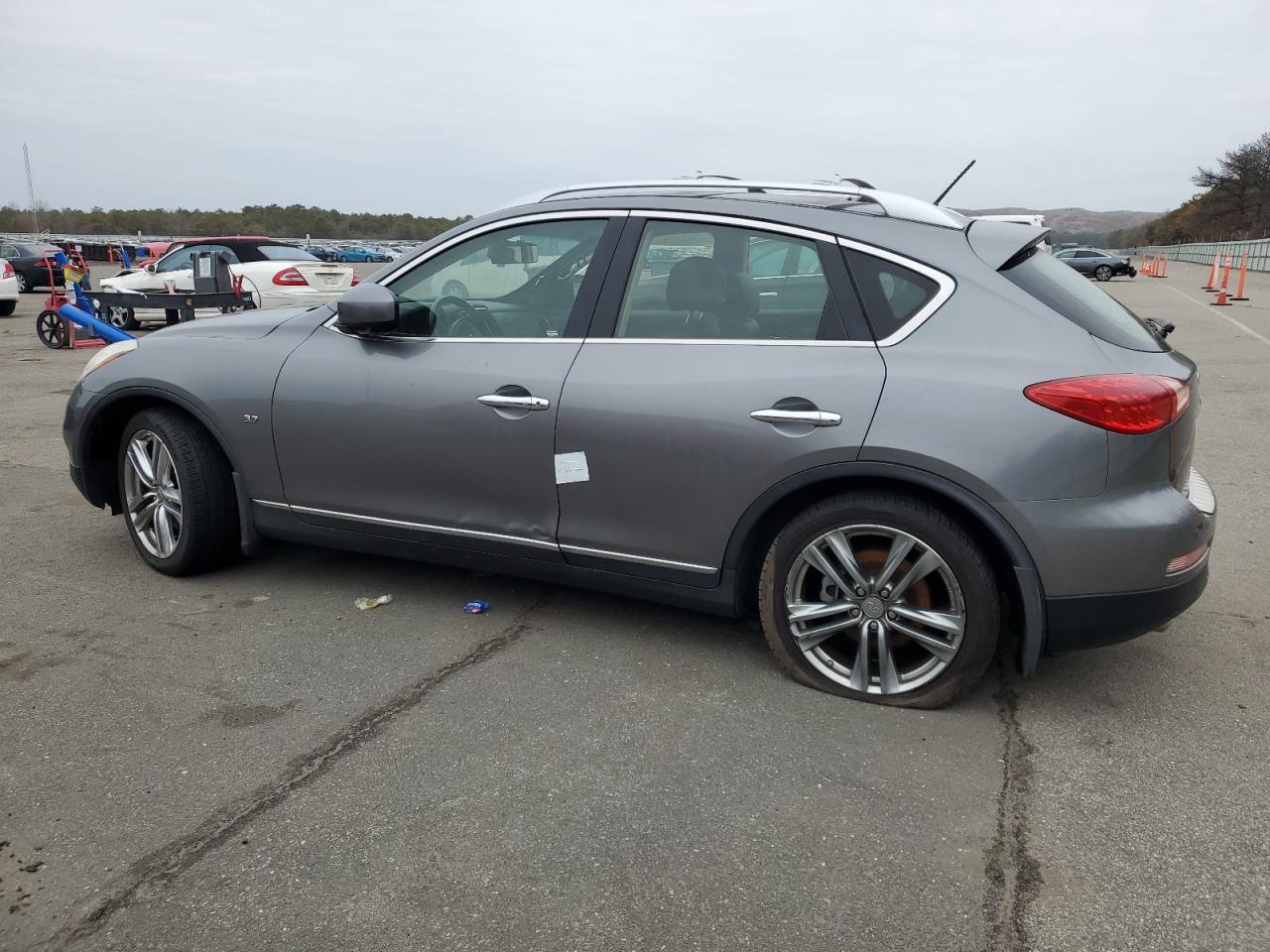 2014 Infiniti QX50 - Image 2