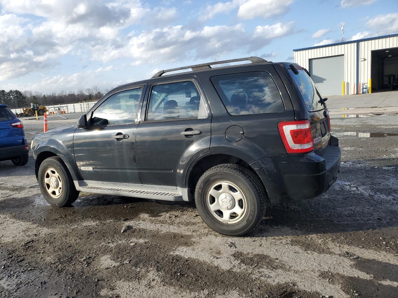 2008 Ford Escape - Image 2
