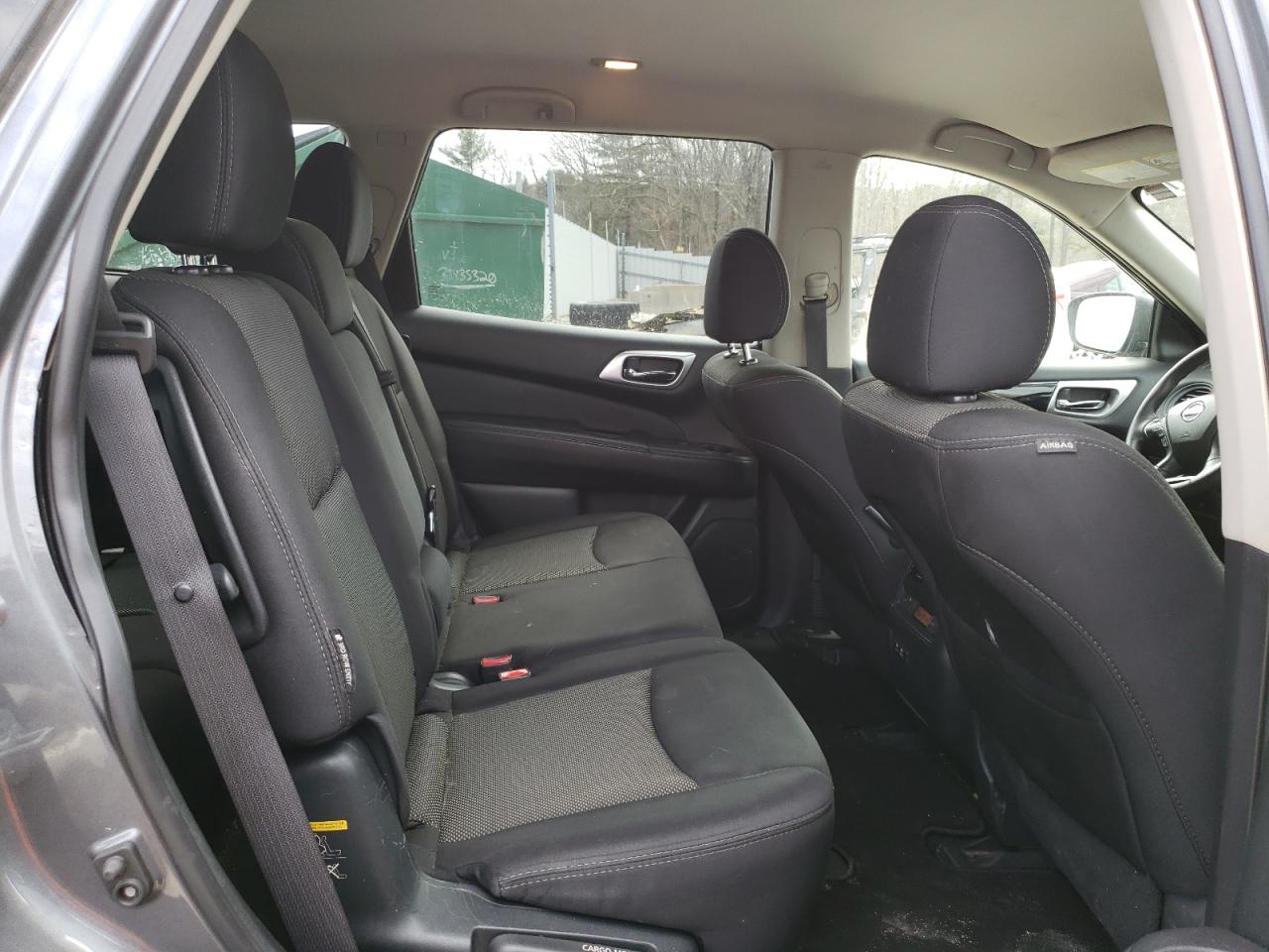 2020 Nissan Pathfinder - Image 11