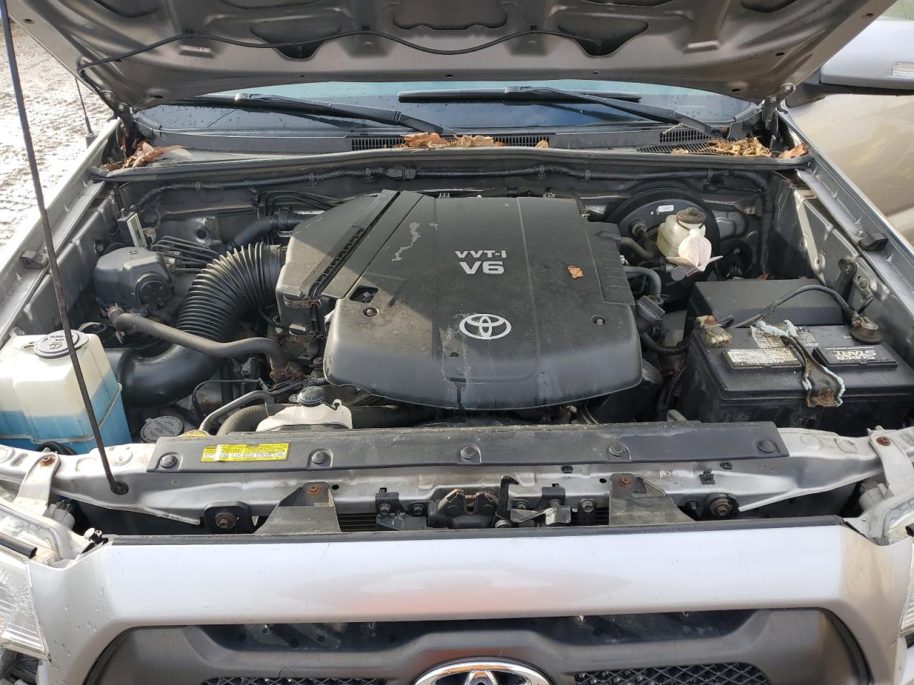 2014 Toyota Tacoma - Image 11
