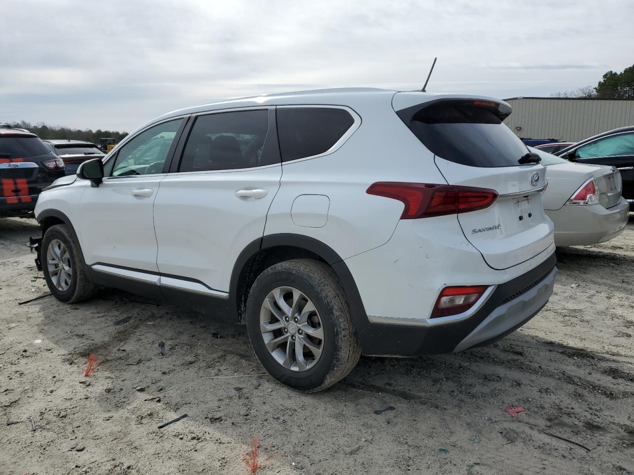 2019 Hyundai Santa Fe - Image 2