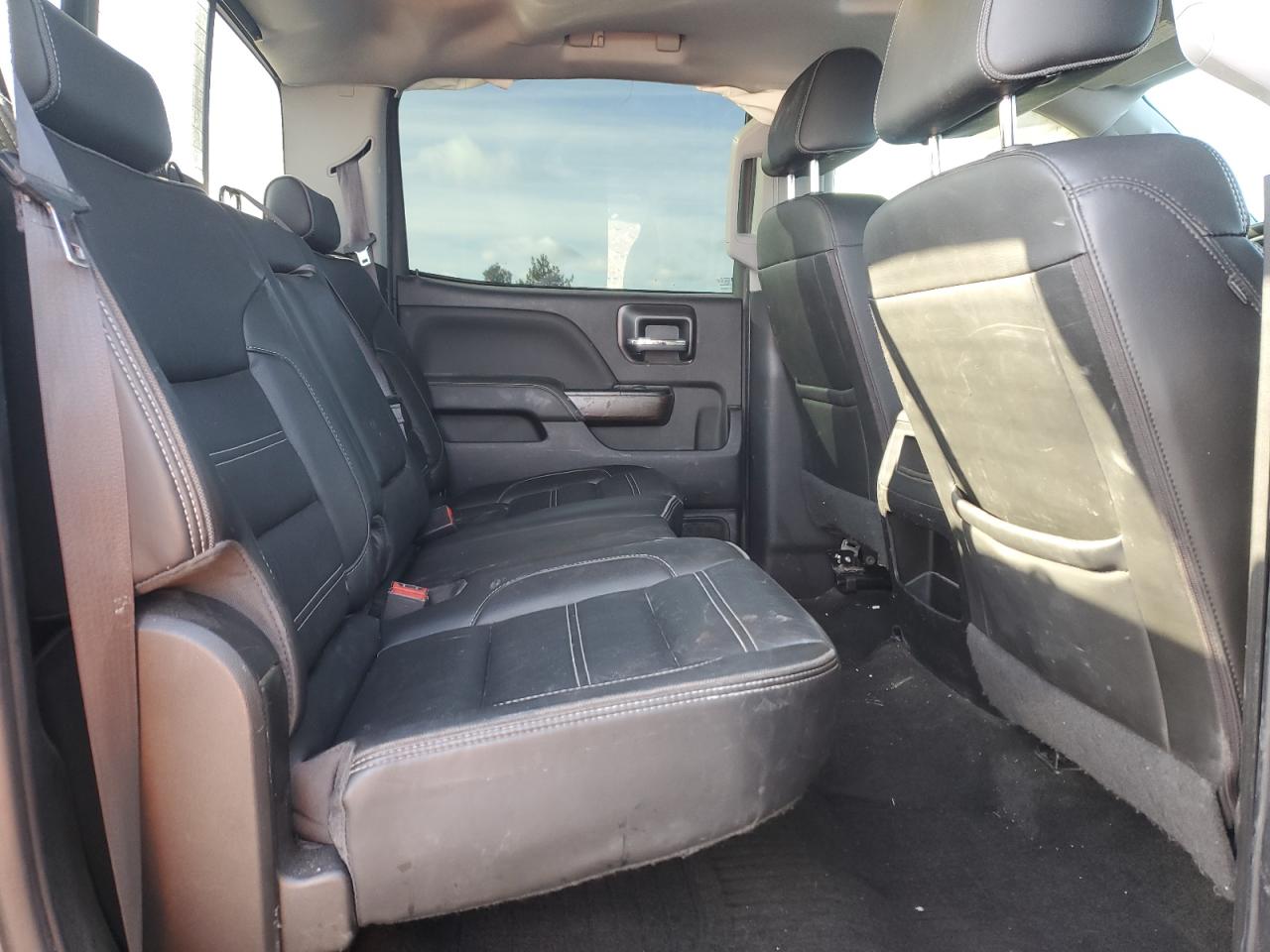 2017 GMC Sierra - Image 10