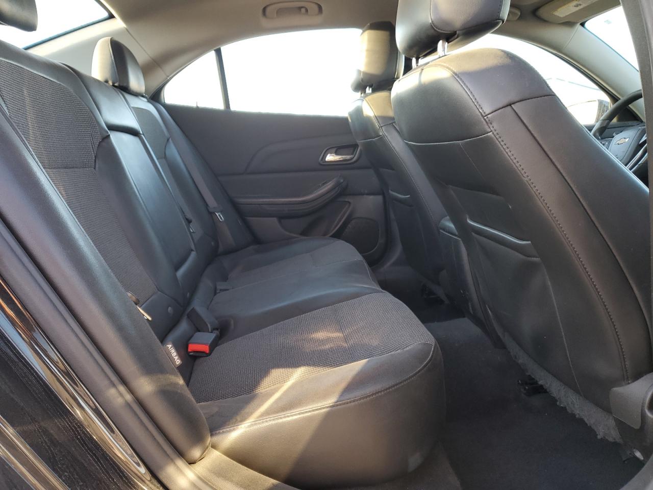 2014 Chevrolet Malibu - Image 11