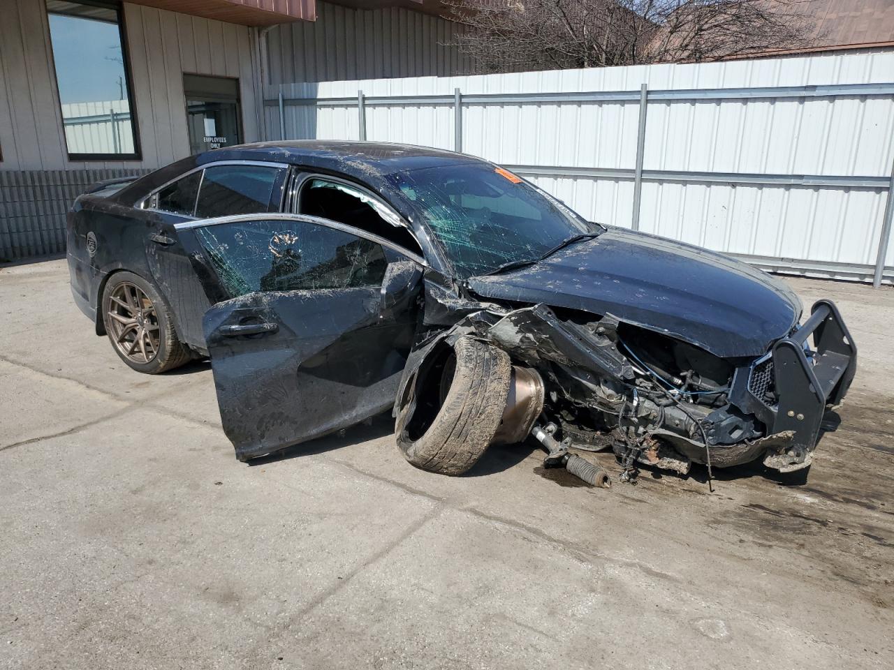 2013 Ford Taurus - Image 4